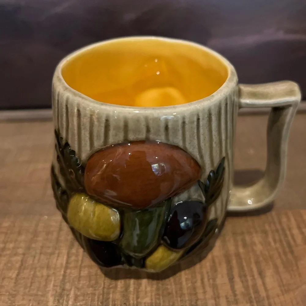 Set of 4 Vintage Mushroom Mugs, Hand-Cast from Arnel's Mold, 1970s Cottagecore